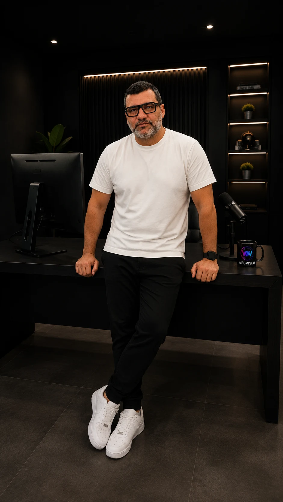 Cayetano Ledesma en el estudio de WebViSeo